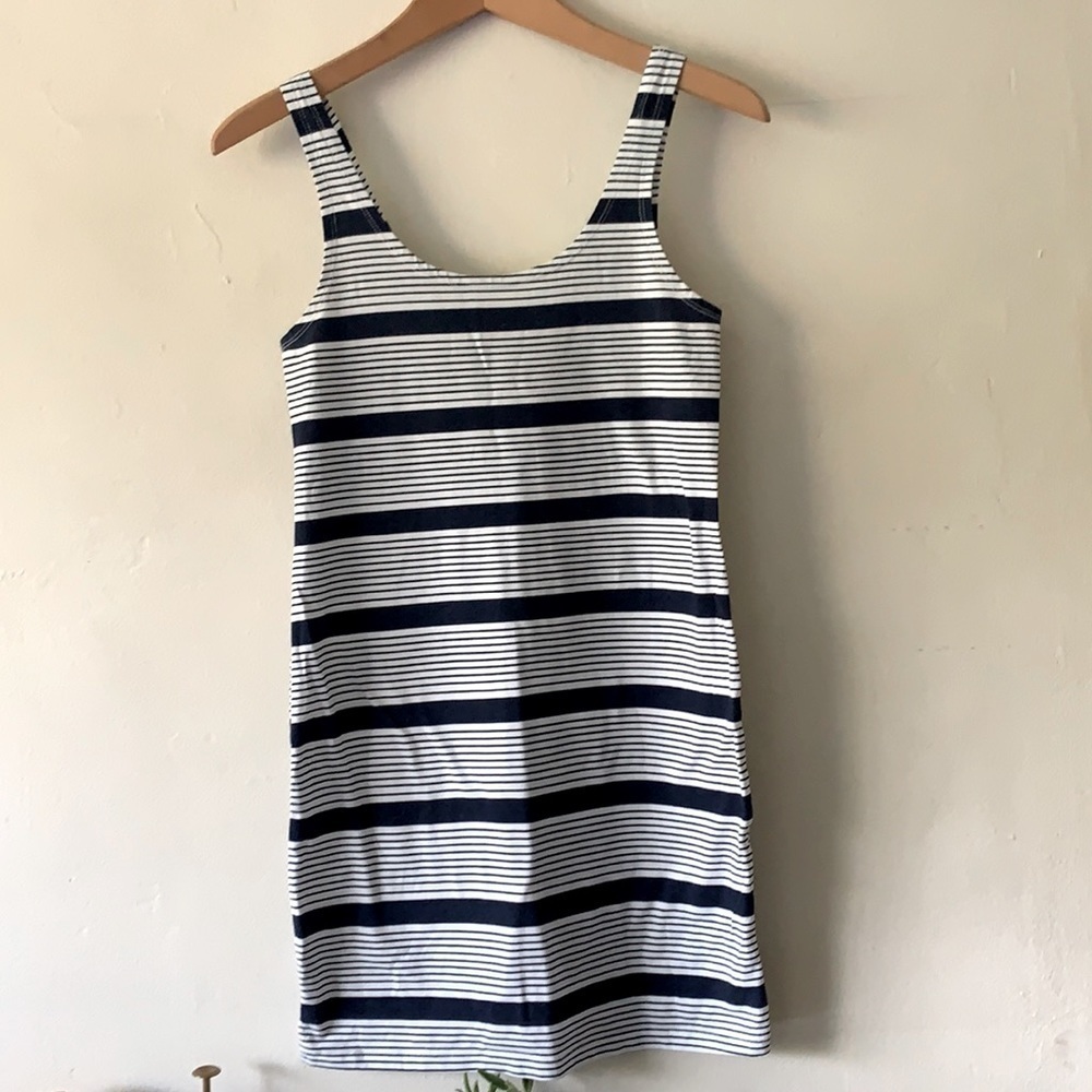 Forever 21 Striped Tank Top Size Large